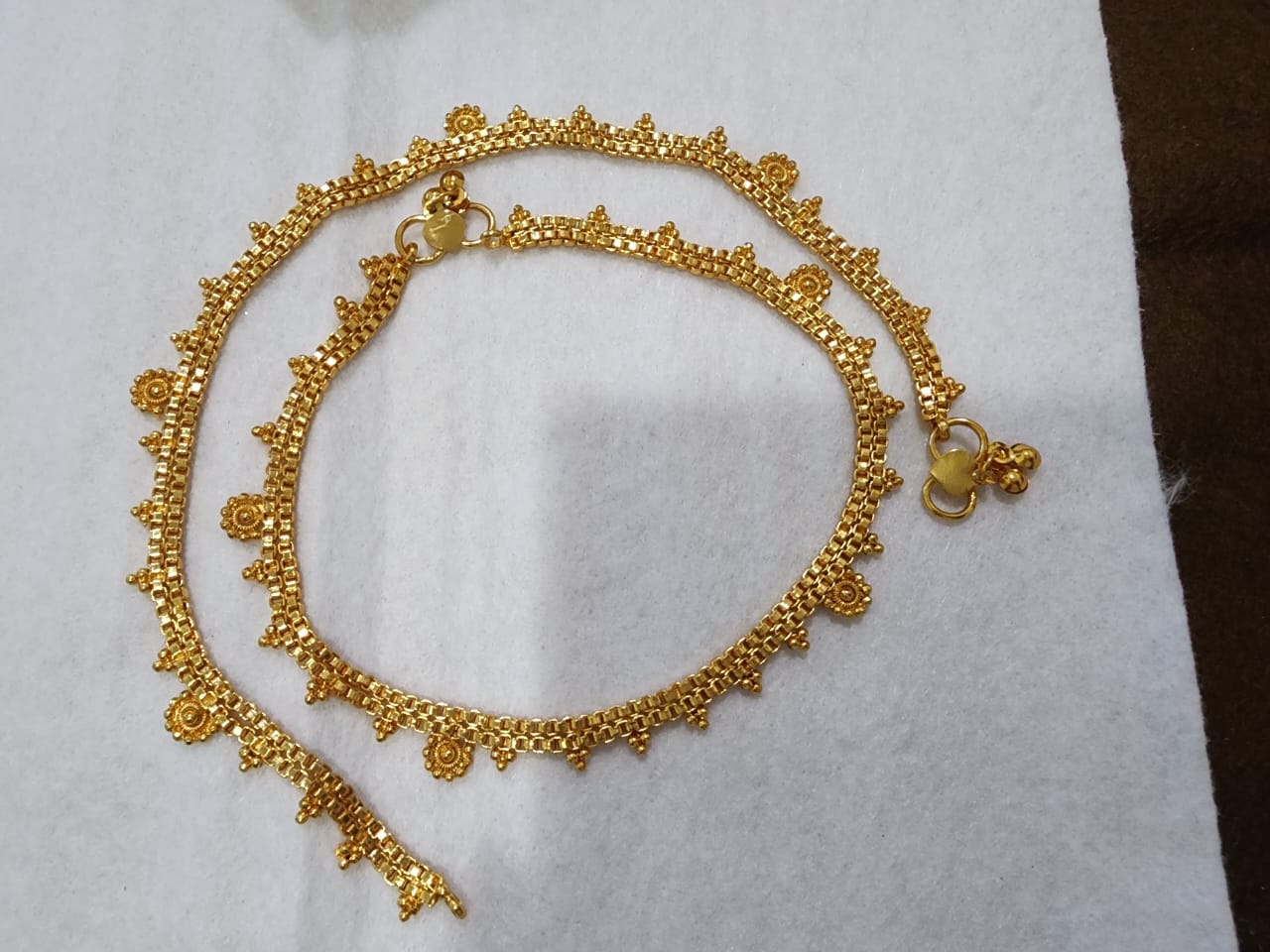Buy Traditional Gold Charm Anklets for Women Pakistan