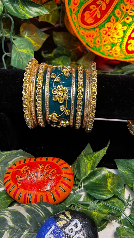 Rajwadi Kundan Kangan Set – Green Stone Royal Wedding Bangles